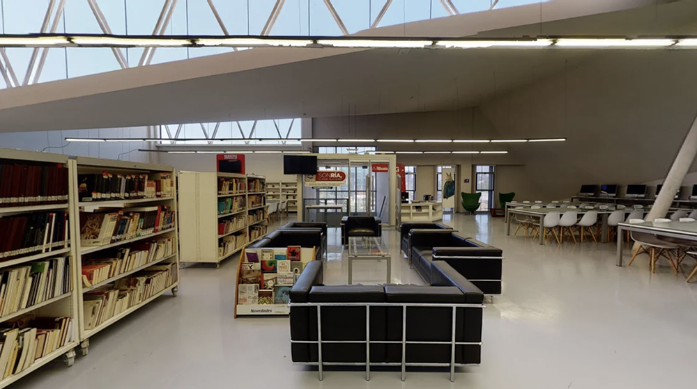 Tour virtual Biblioteca Universidad Andrés Bello