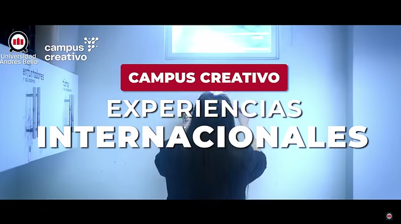 Estudiante universitaria trabajando en un afiche