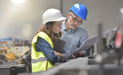 Un/a ingeniero/a Civil Industrial se desempeña en cargos de alta responsabilidad de gestión, liderando equipos de trabajo y fomentando los procesos de innovación o generando sus propios emprendimientos.